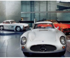 德国梅赛德斯- 奔驰汽车博物馆丨国外标识欣赏